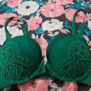 Very Sexy Victoria's Secret push up bra ❤